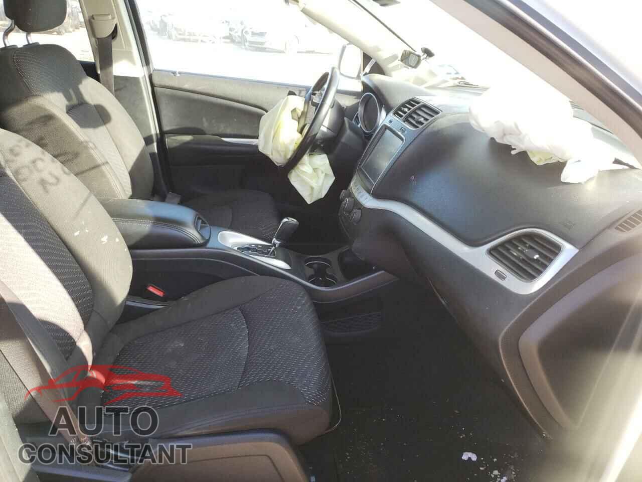 DODGE JOURNEY 2019 - 3C4PDCBBXKT860027