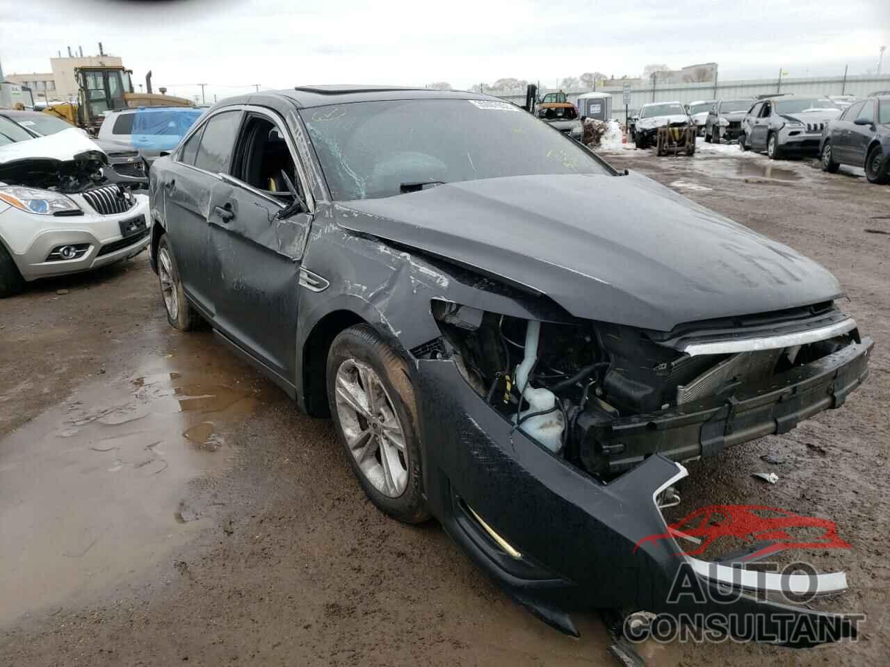 FORD TAURUS 2018 - 1FAHP2E89JG130558