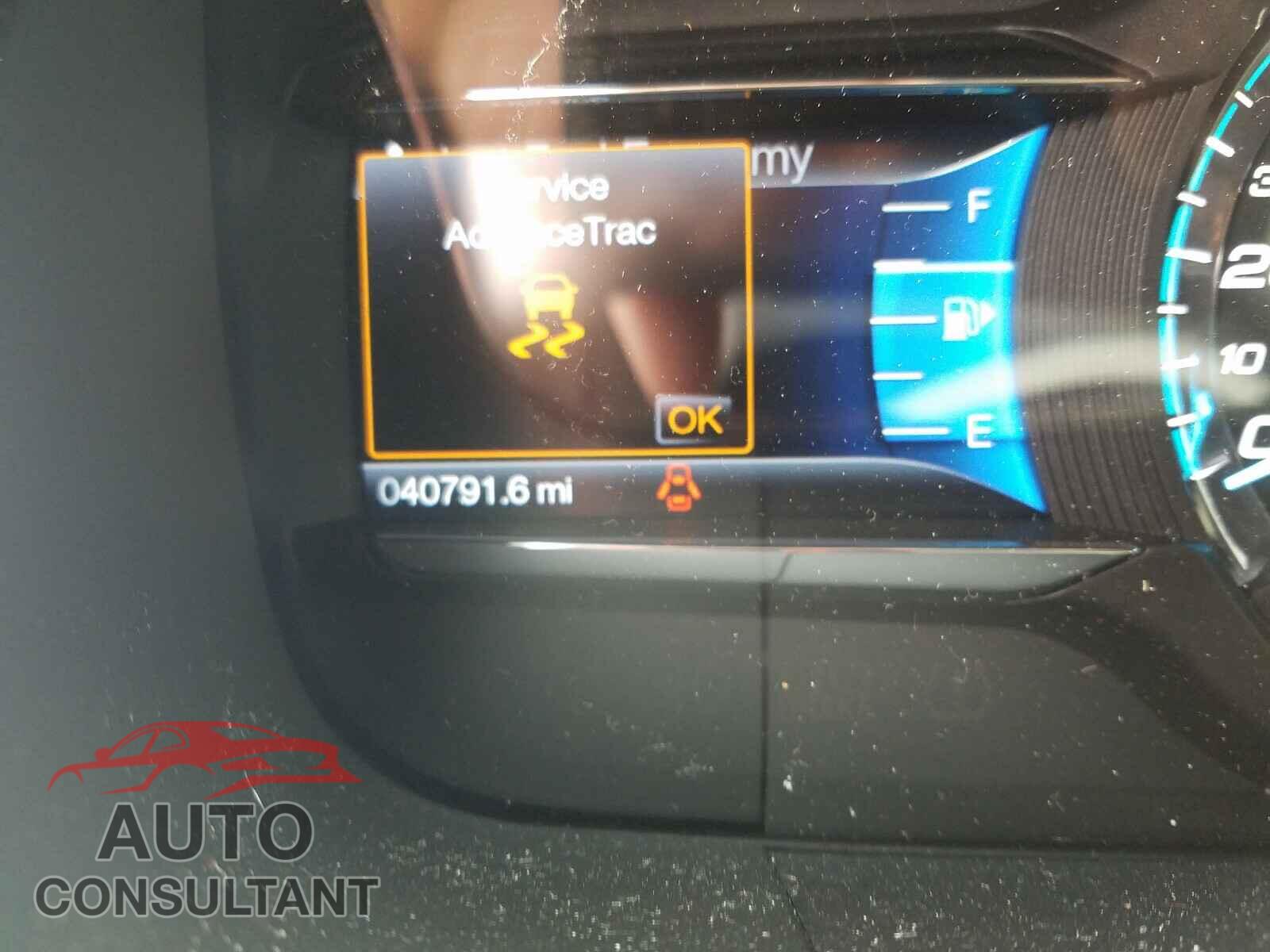 FORD TAURUS 2017 - 1FAHP2E8XHG110281