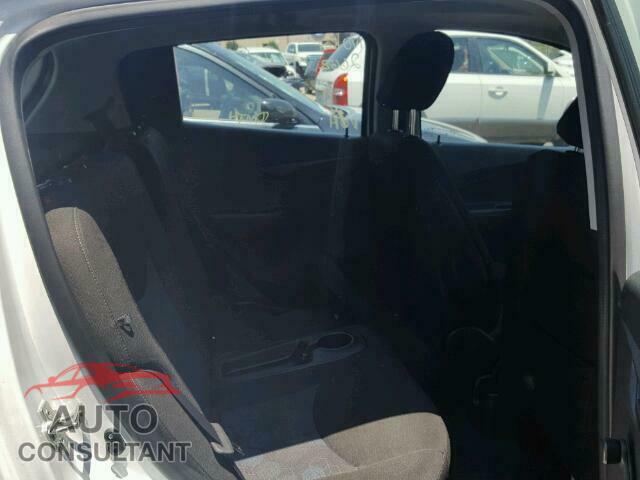 CHEVROLET SPARK 2017 - KL8CB6SA2HC784040