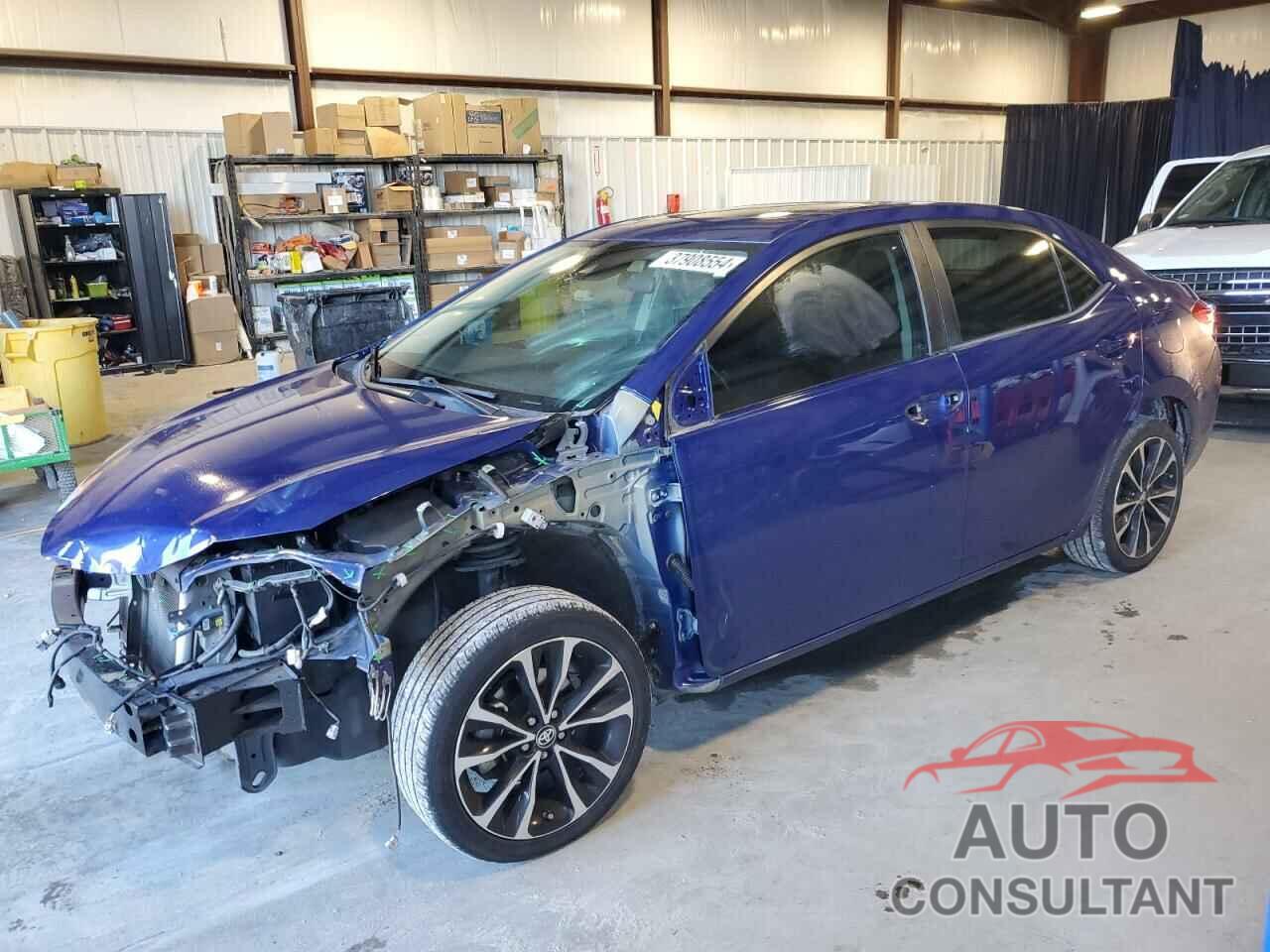 TOYOTA COROLLA 2018 - 5YFBURHE8JP803230