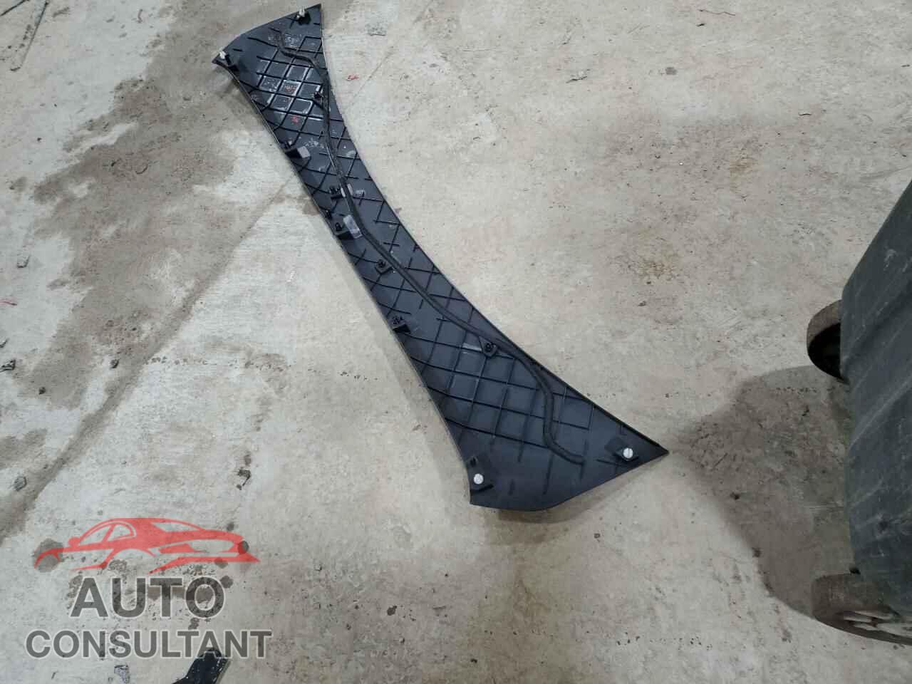 TESLA MODEL X 2022 - 7SAXCBE66NF355751