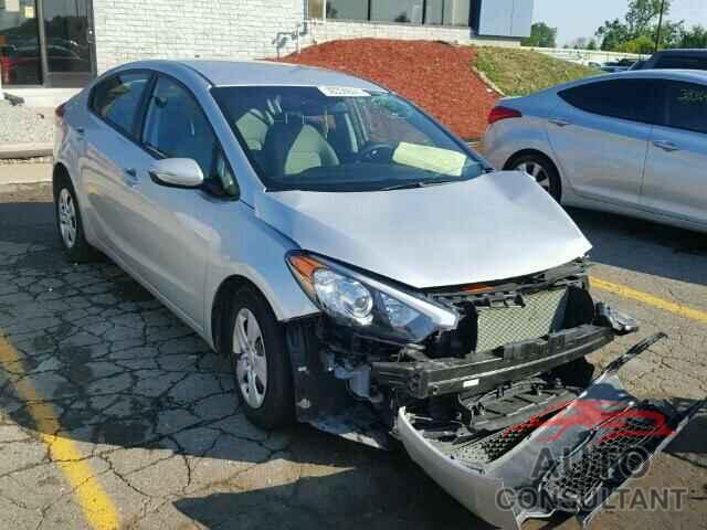 KIA FORTE 2016 - KNAFX4A65G5559649