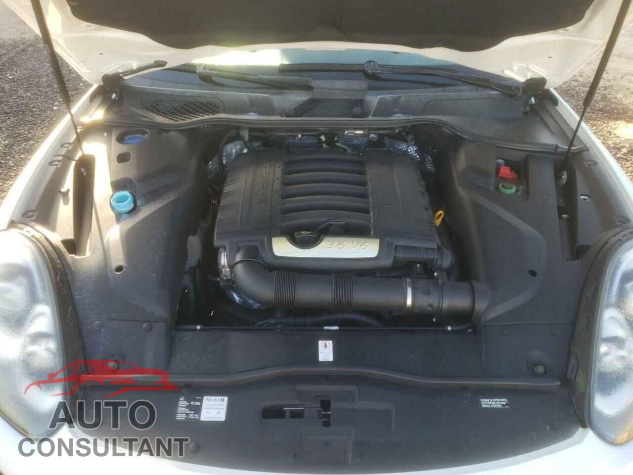PORSCHE CAYENNE 2016 - WP1AA2A26GLA04901