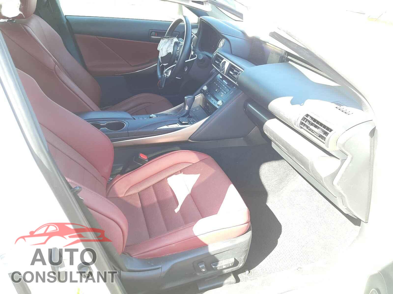 LEXUS IS 2017 - JTHBE1D20H5031399