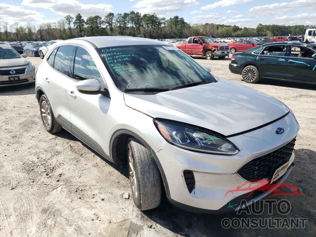 FORD ESCAPE 2020 - 1FMCU0G63LUA75196