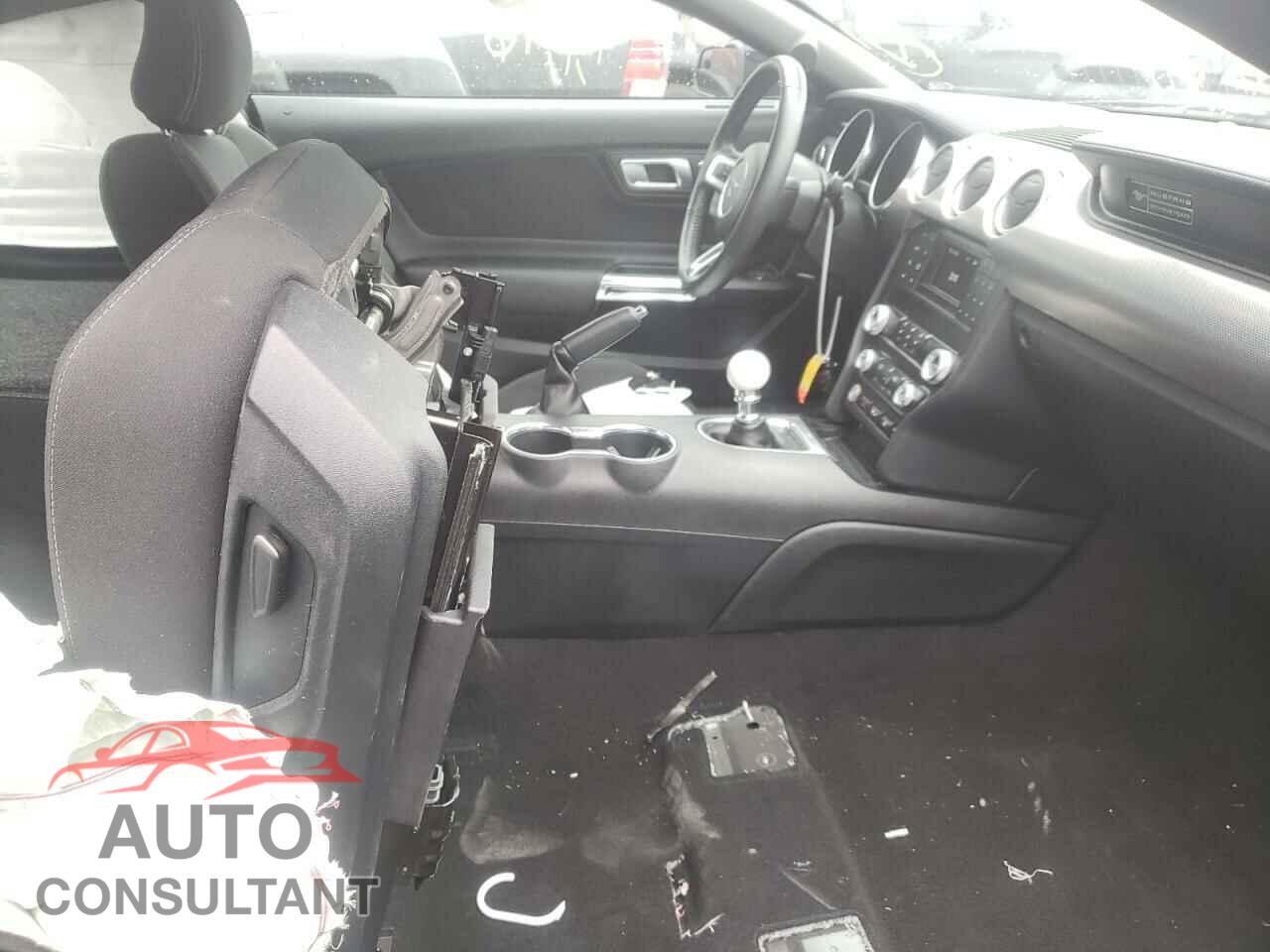 FORD MUSTANG 2020 - 1FA6P8CF4L5123673