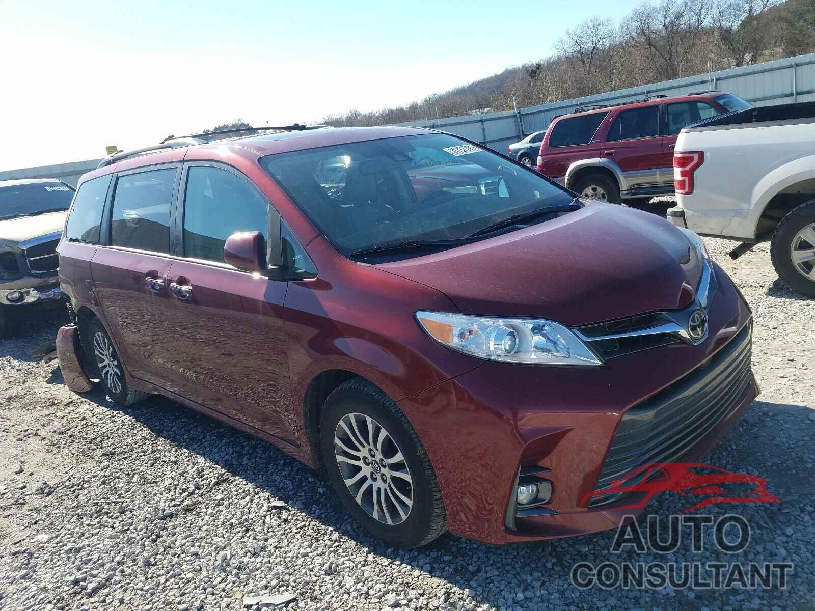 TOYOTA SIENNA 2018 - 5TDYZ3DC2JS937638