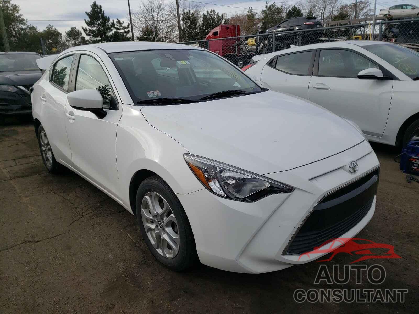 TOYOTA YARIS 2018 - 3MYDLBYV7JY330375