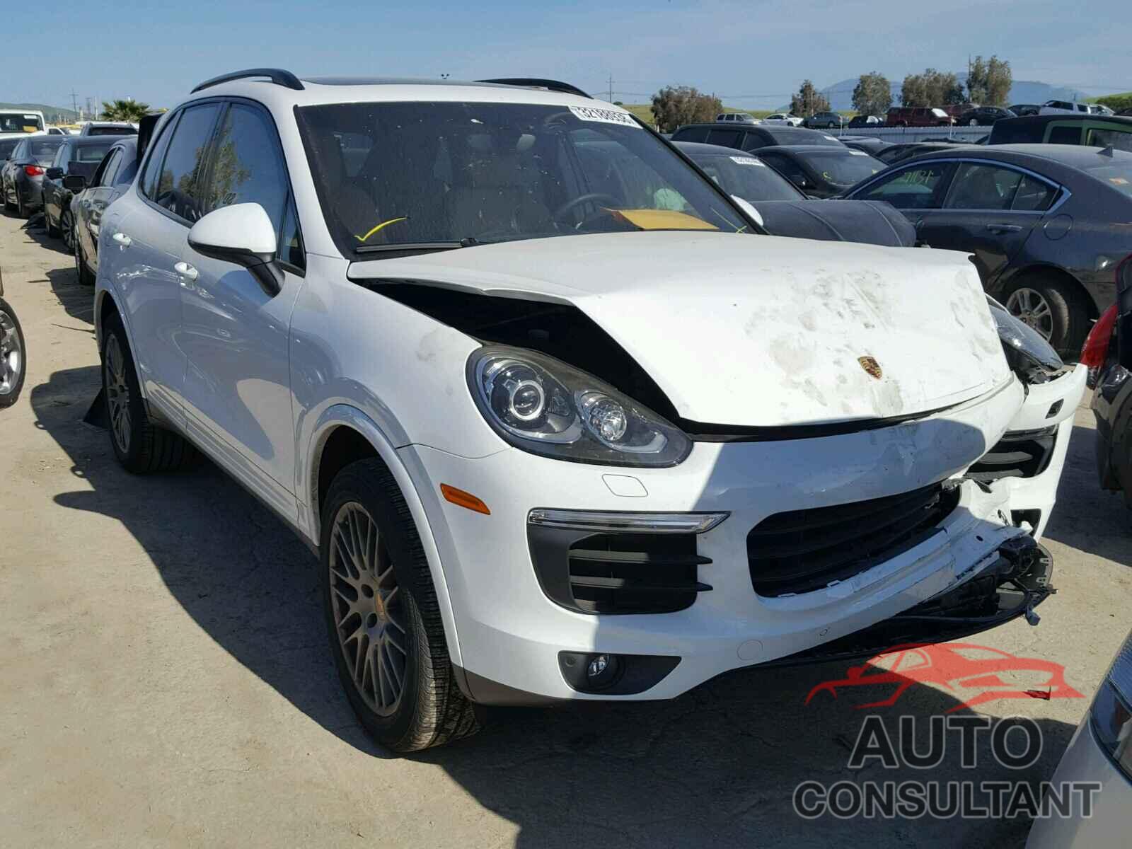 PORSCHE CAYENNE 2018 - WP1AA2A2XJKA02209