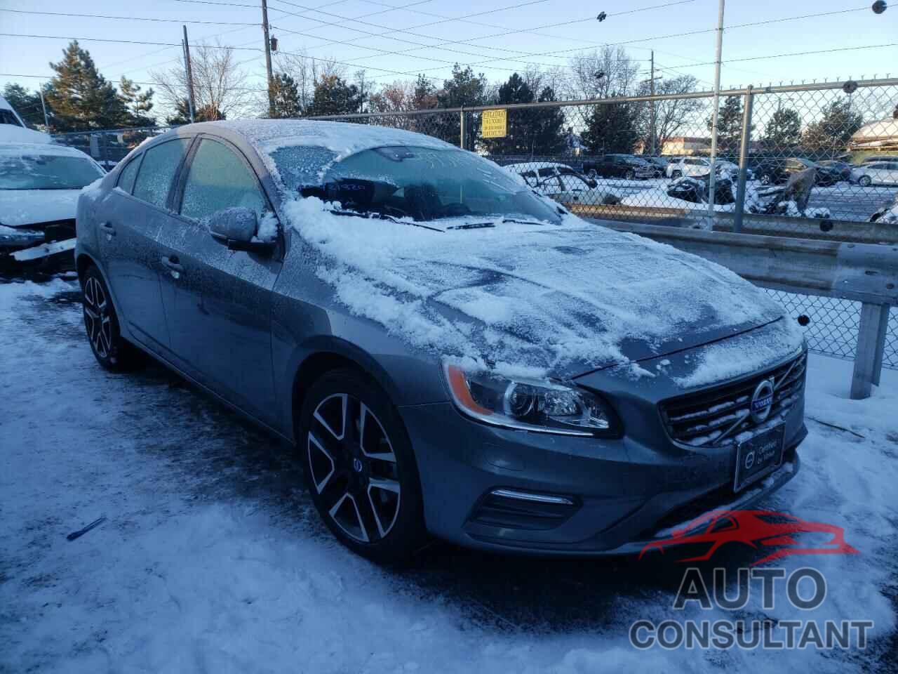 VOLVO S60 2017 - YV126MFL5H2421870