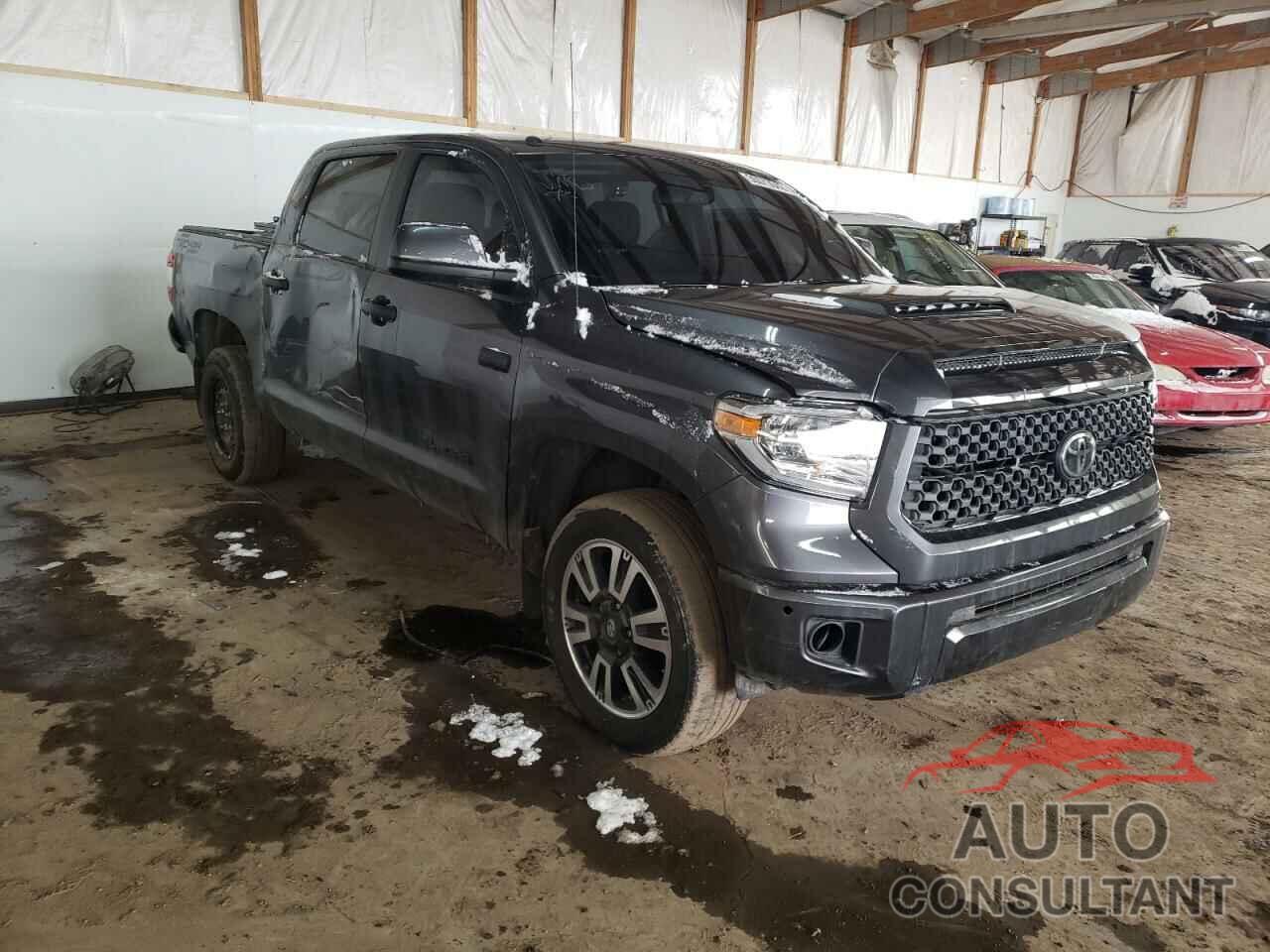 TOYOTA TUNDRA 2018 - 5TFDY5F17JX762256