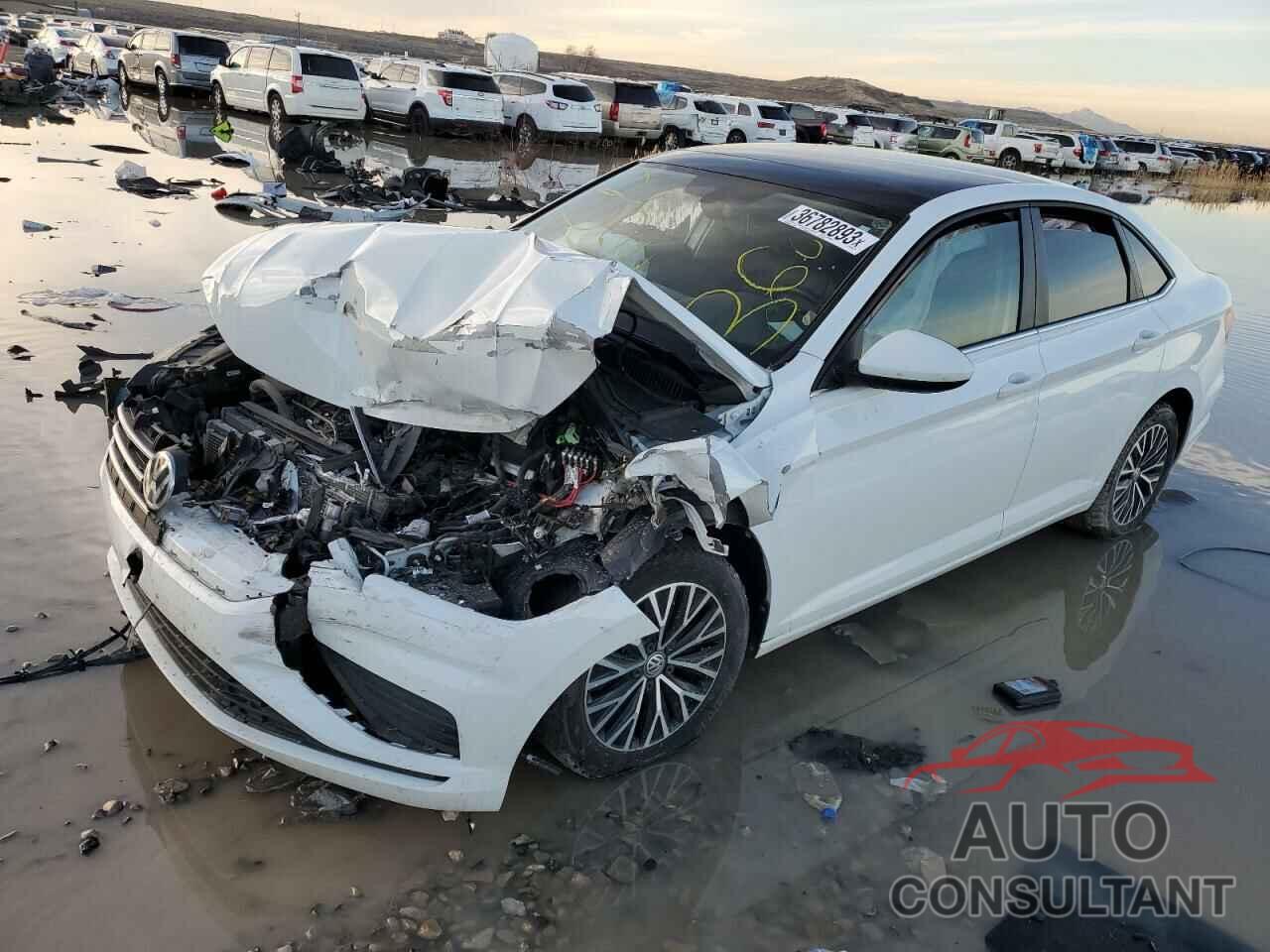 VOLKSWAGEN JETTA 2019 - 3VWC57BU5KM118100