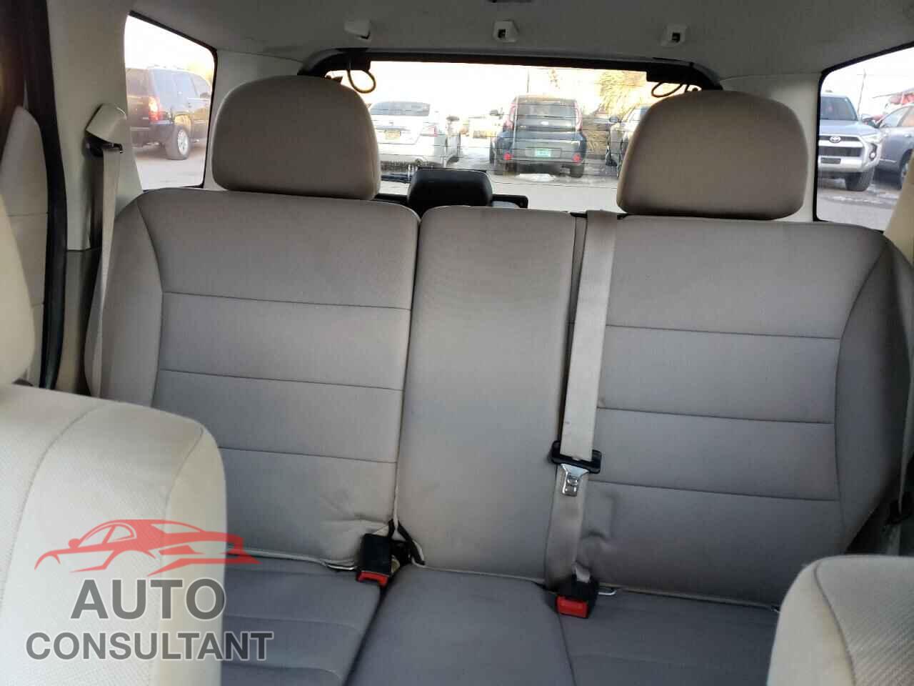FORD ESCAPE 2012 - 1FMCU9DG5CKB54575