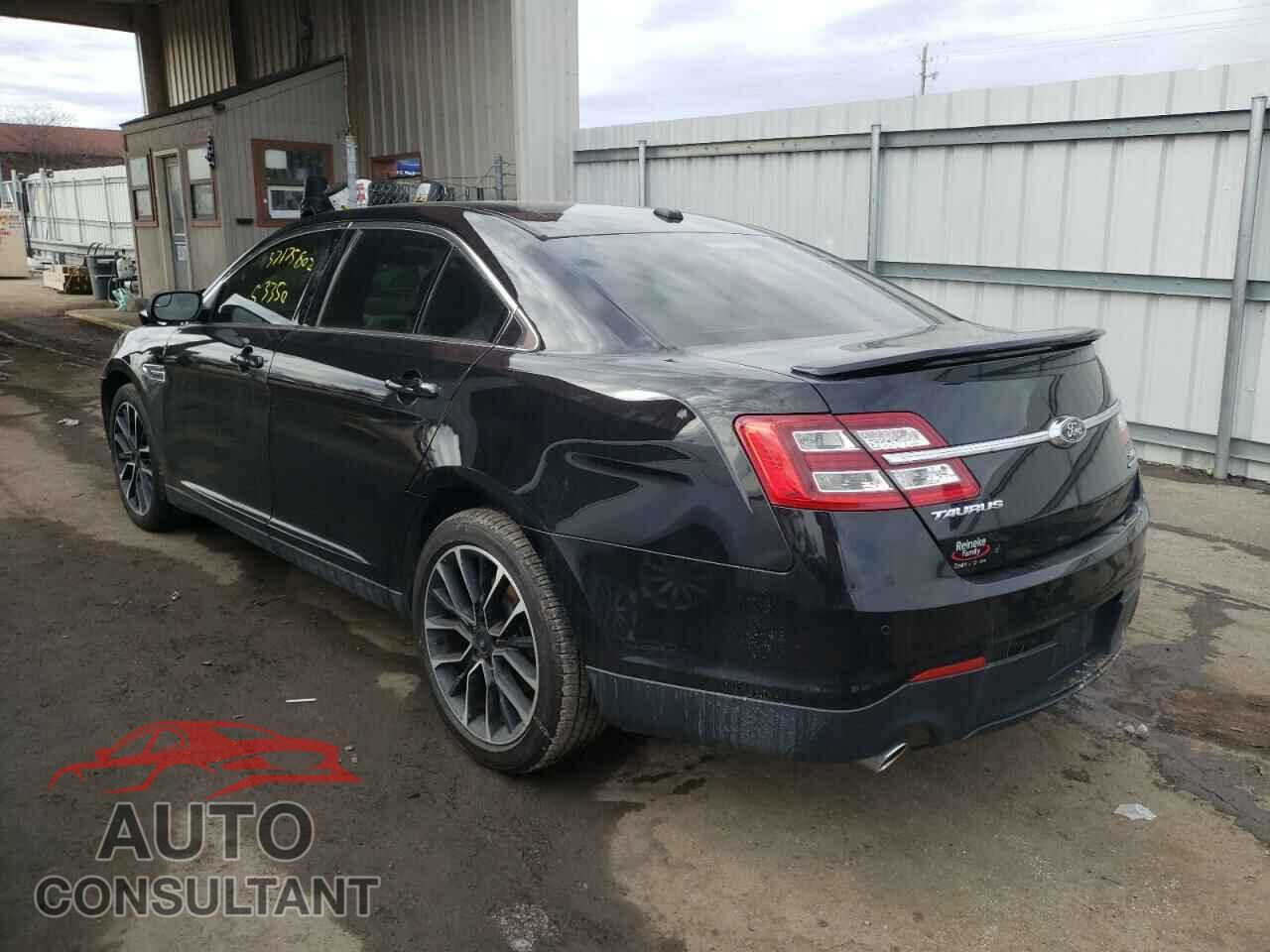 FORD TAURUS 2019 - 1FAHP2E86KG102704