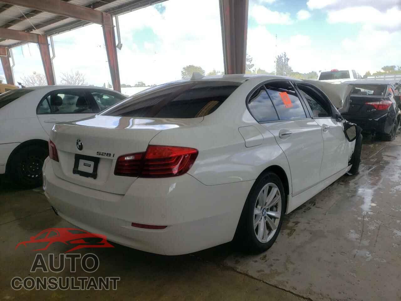 BMW 5 SERIES 2016 - WBA5A5C59GG353438