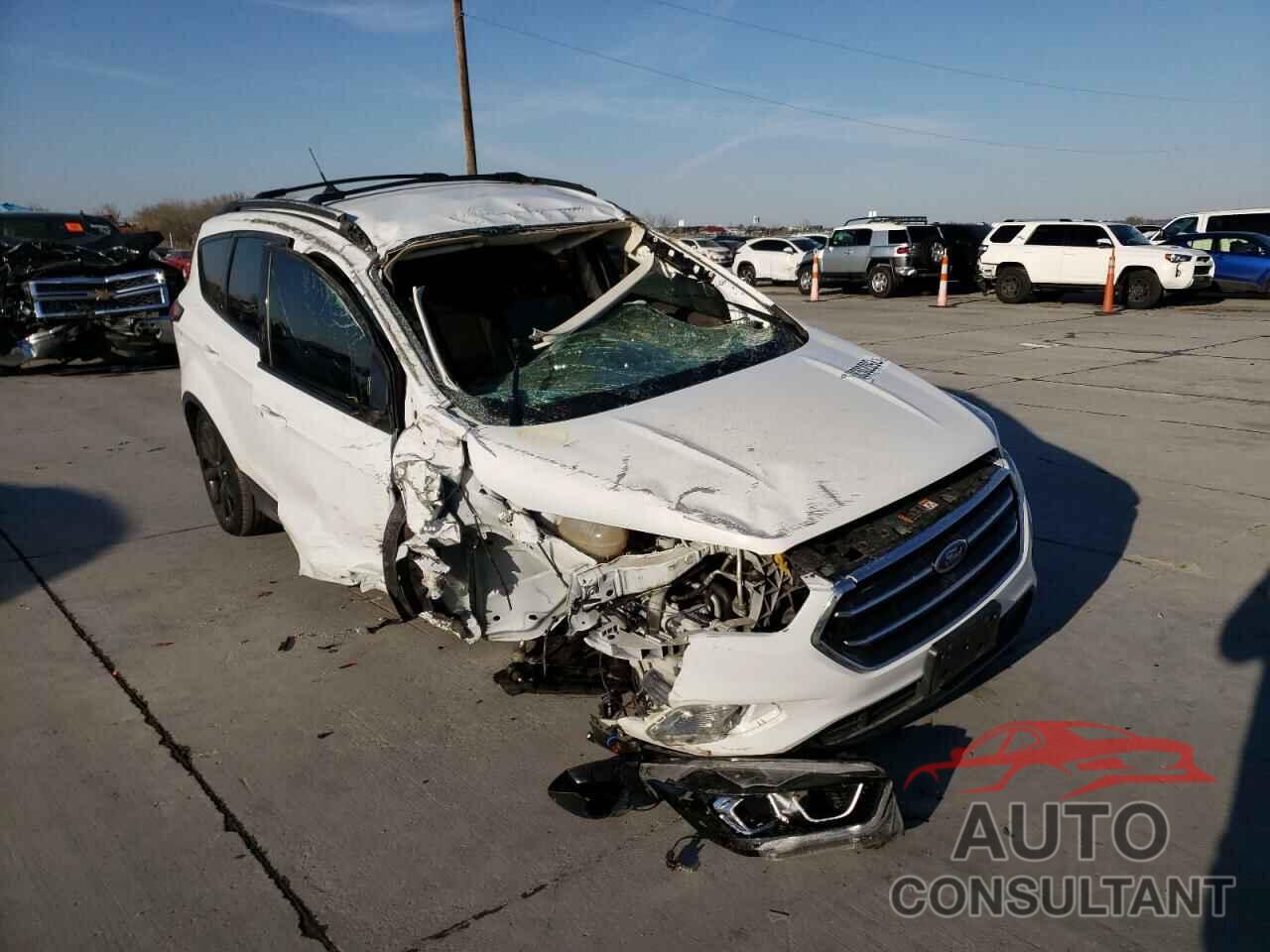 FORD ESCAPE 2019 - 1FMCU0GD3KUA34466