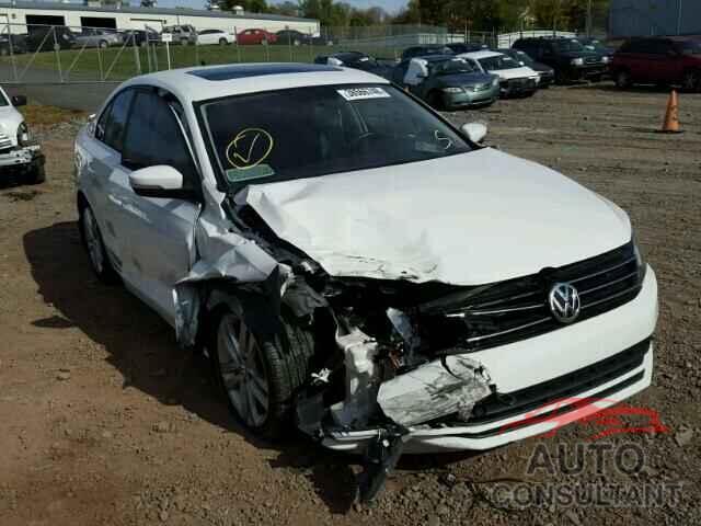 VOLKSWAGEN JETTA 2015 - 3VWLA7AJ1FM261330