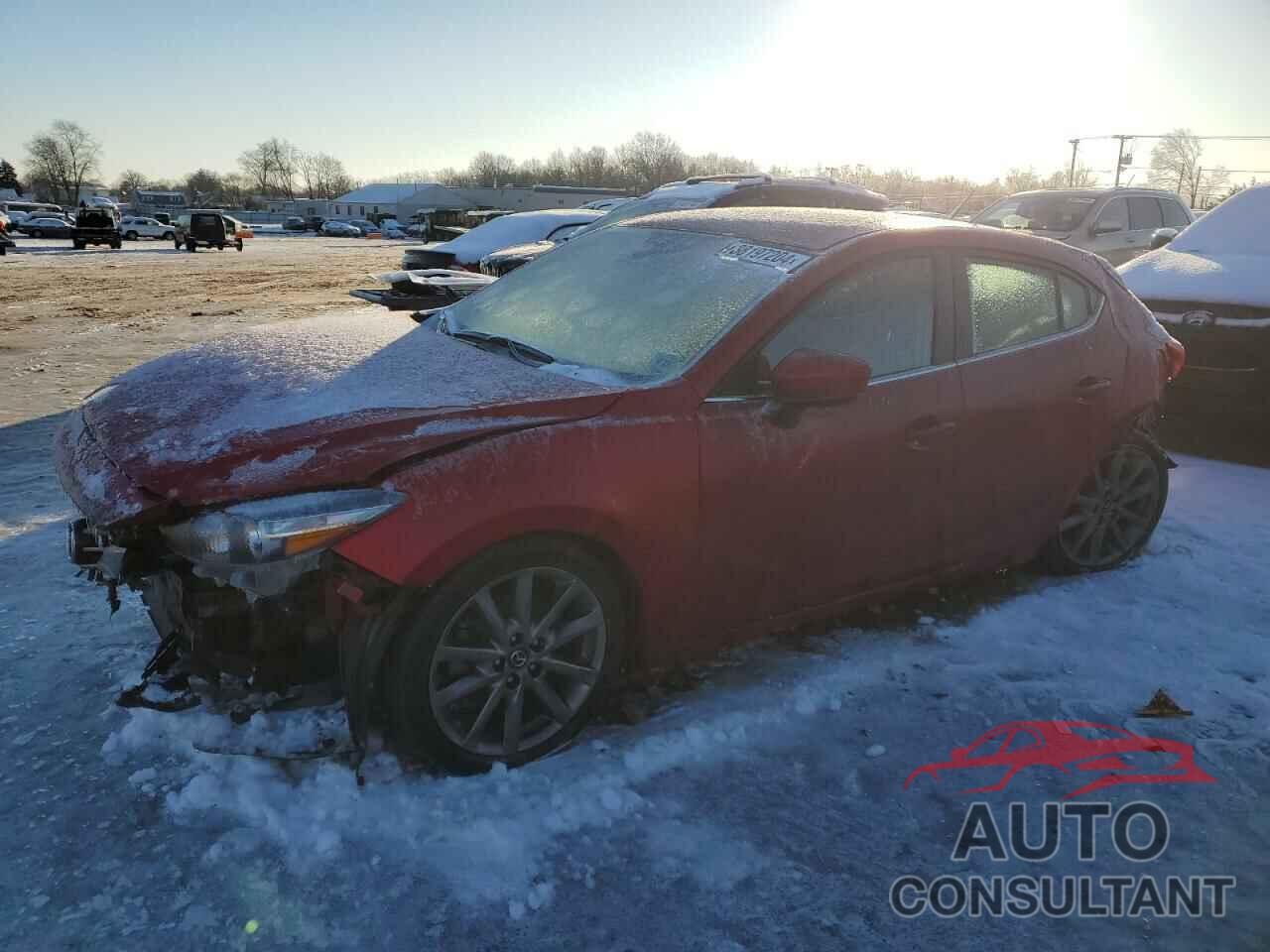 MAZDA 3 2018 - 3MZBN1L35JM207193