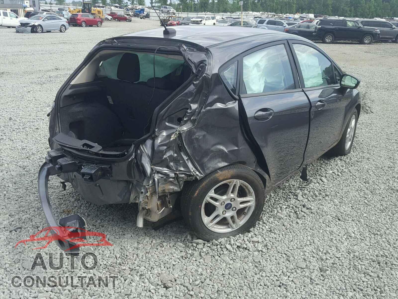FORD FIESTA SE 2018 - 3FADP4EJ5JM114828