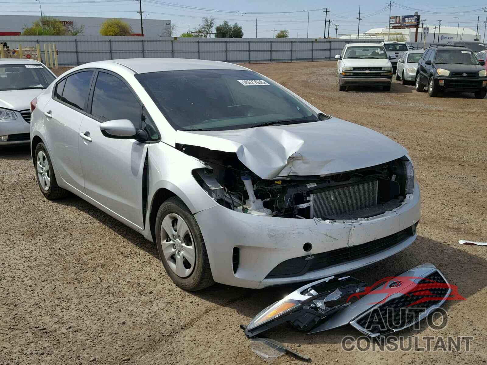 KIA FORTE 2017 - 3KPFK4A71HE064753