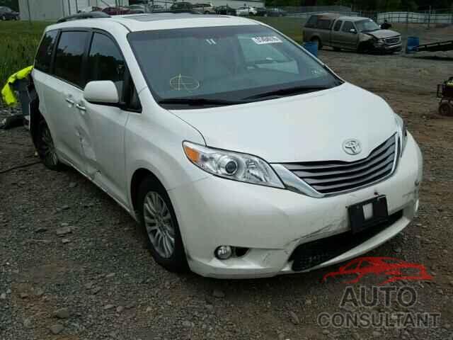 TOYOTA SIENNA 2015 - 5TDYK3DC2FS554603