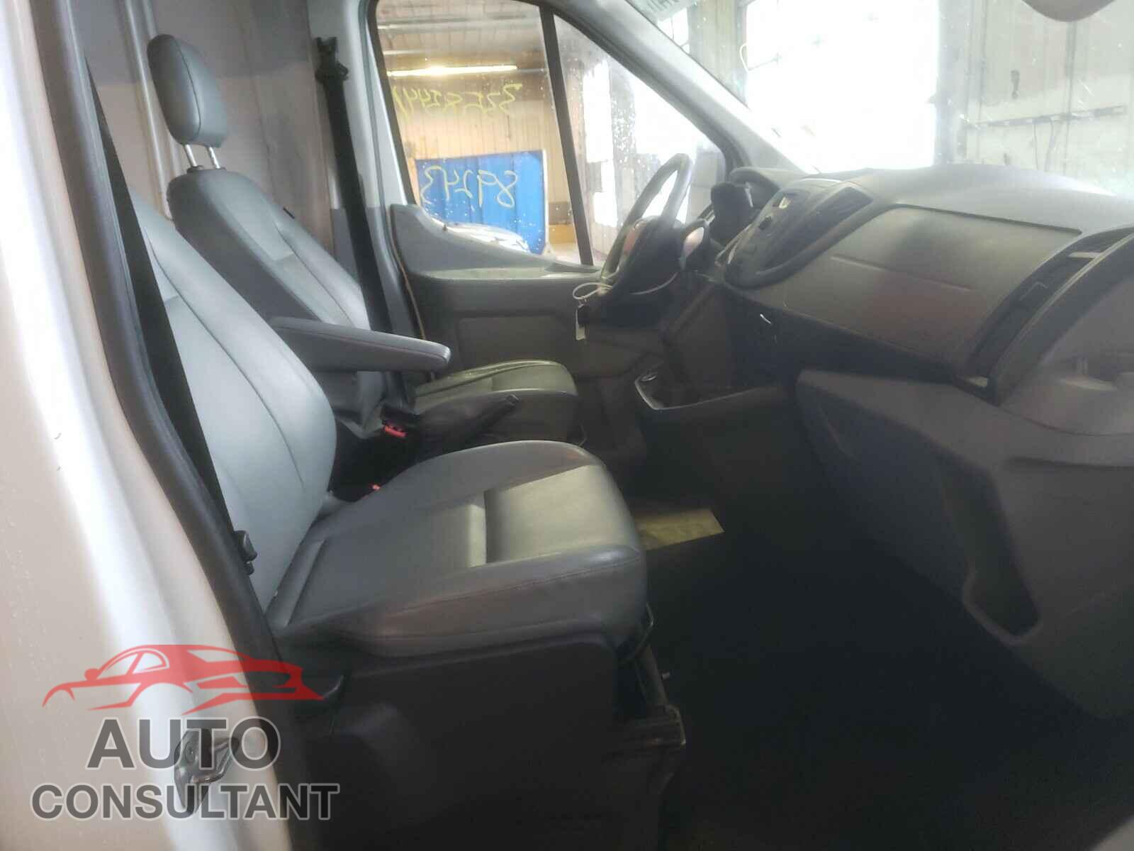 FORD TRANSIT CO 2017 - 1FTYR1CM3HKA82917