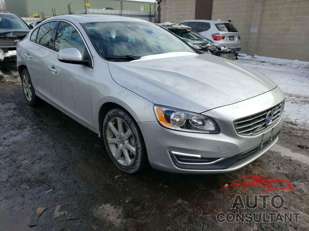 VOLVO S60 2016 - YV1612TK0G2390624