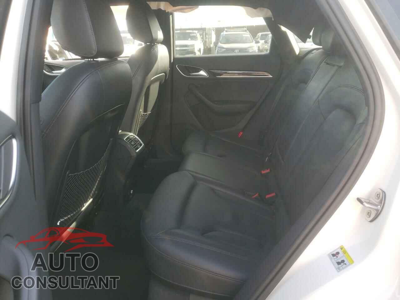 AUDI Q3 2016 - WA1BFCFS6GR024076