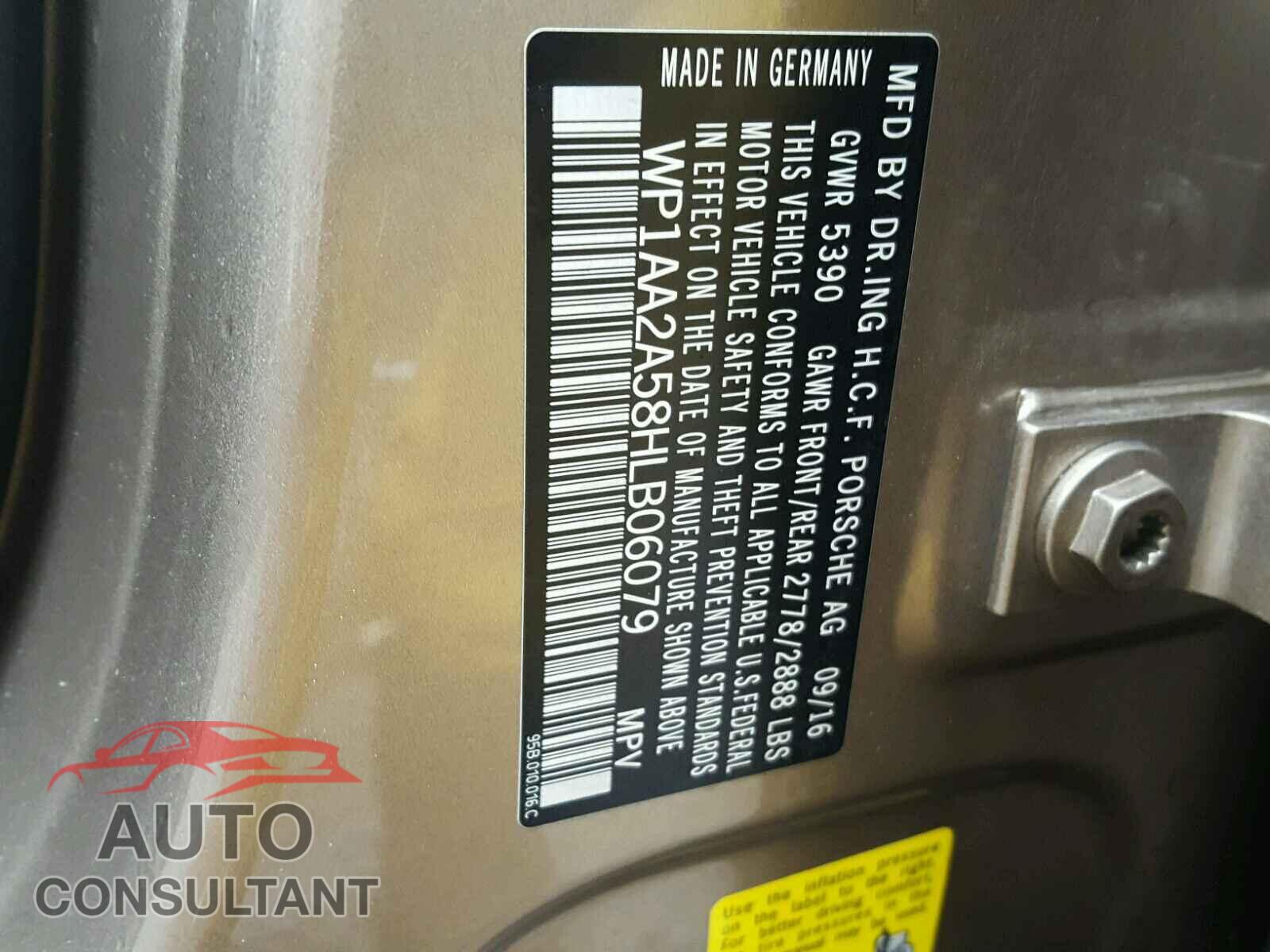 PORSCHE MACAN 2017 - WP1AA2A58HLB06079