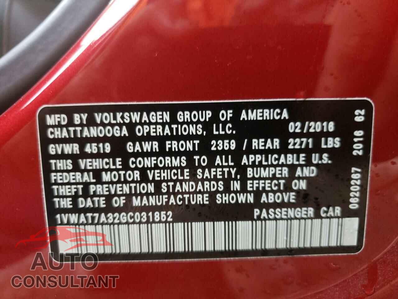 VOLKSWAGEN PASSAT 2016 - 1VWAT7A32GC031852