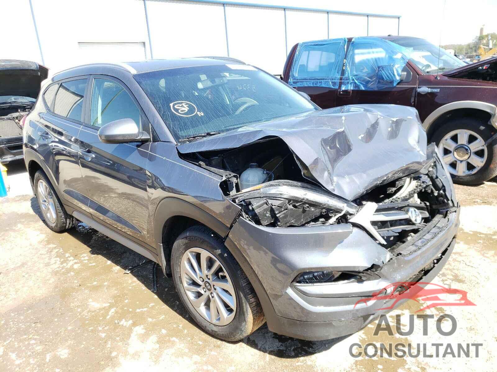HYUNDAI TUCSON 2018 - KM8J33A47JU788957