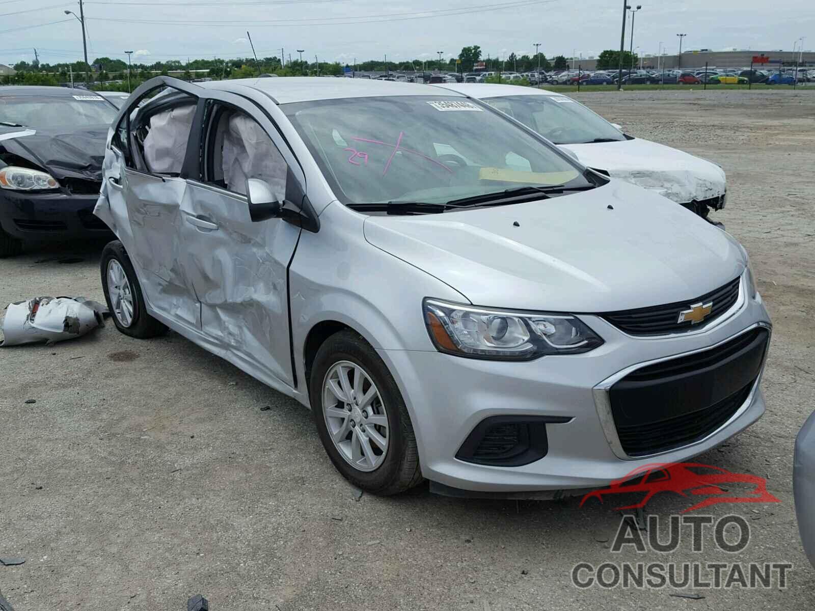 CHEVROLET SONIC 2017 - 1G1JD5SH3H4101670