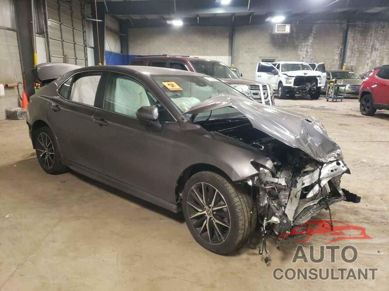 TOYOTA CAMRY 2021 - 4T1G11AK4MU414085