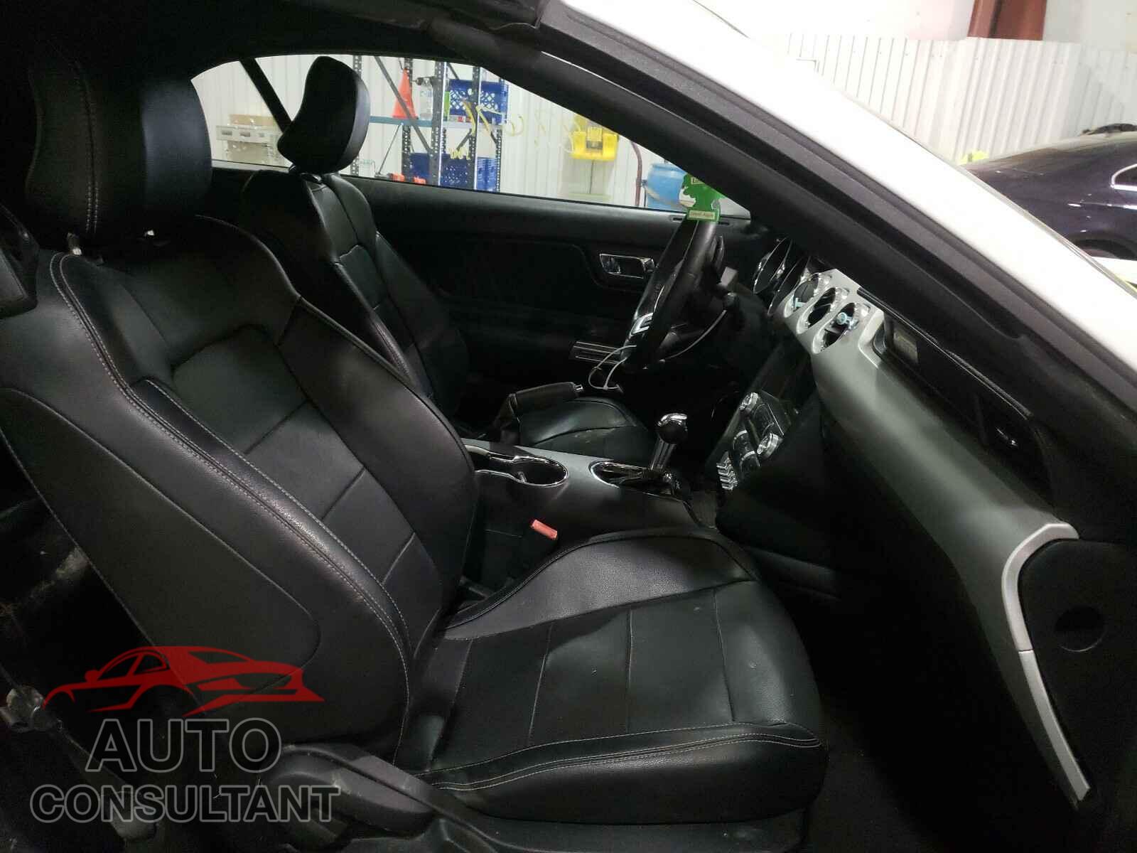 FORD MUSTANG 2016 - 1FATP8UH0G5284949