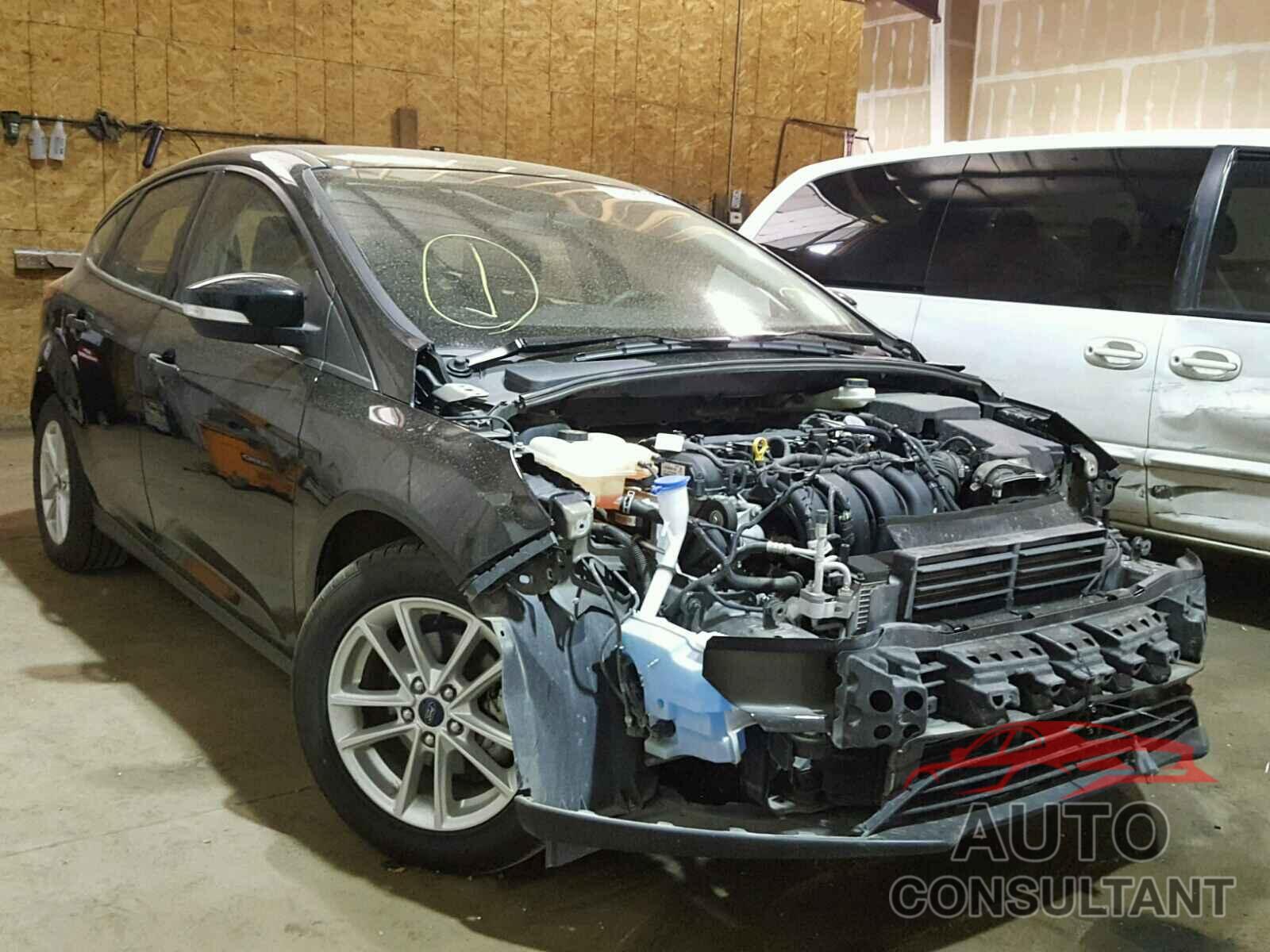 FORD FOCUS 2017 - 1FADP3K20HL231901
