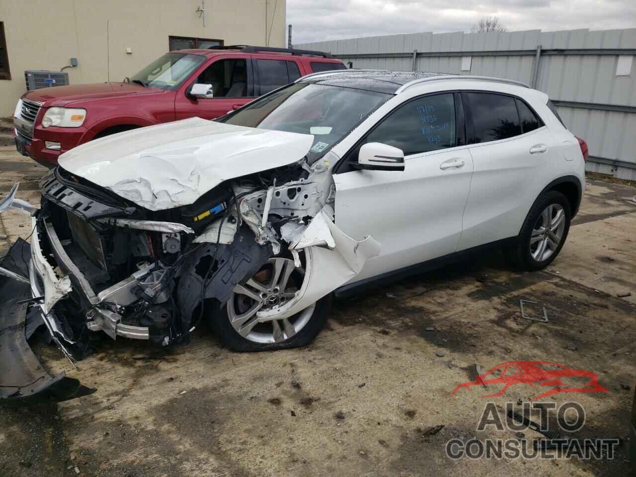 MERCEDES-BENZ GLA-CLASS 2018 - WDCTG4GB9JJ474462