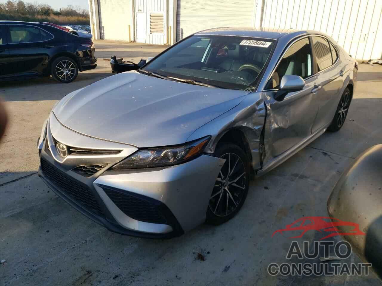 TOYOTA CAMRY 2021 - 4T1G11AK8MU521270