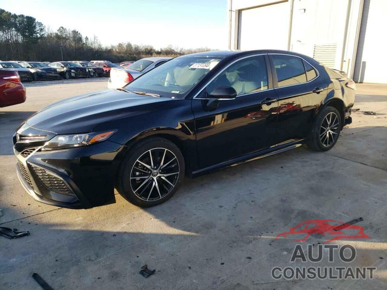 TOYOTA CAMRY 2023 - 4T1G11AK3PU759953