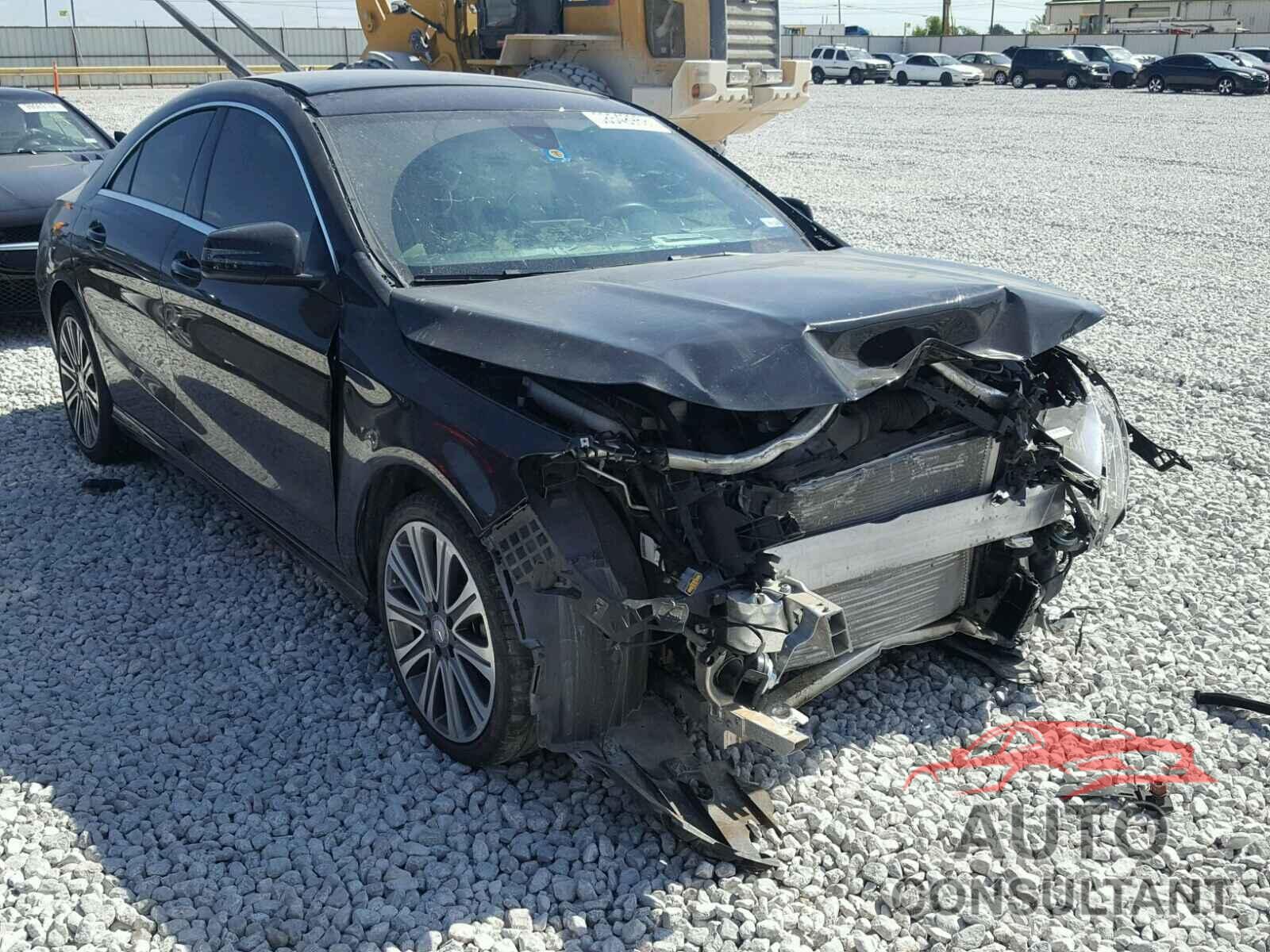 MERCEDES-BENZ CLA 250 2017 - WDDSJ4EB1HN437954