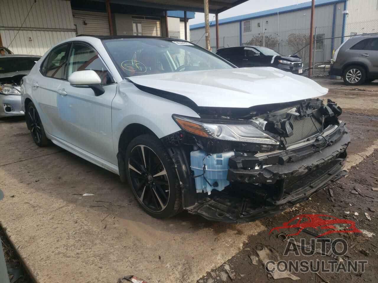 TOYOTA CAMRY 2019 - 4T1B61HK3KU695584