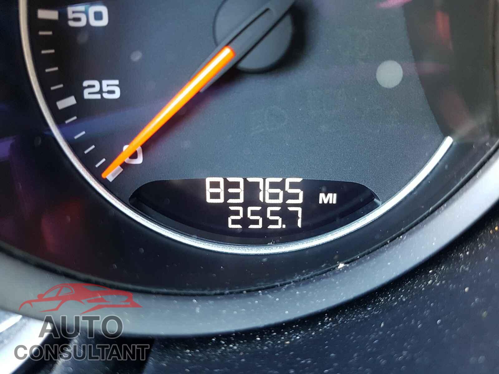 PORSCHE CAYENNE 2016 - WP1AA2A22GLA11599