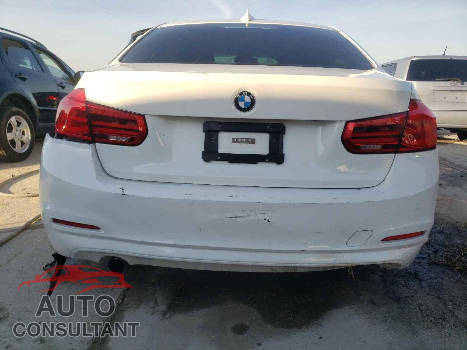 BMW 3 SERIES 2016 - WBA8A9C58GK618142