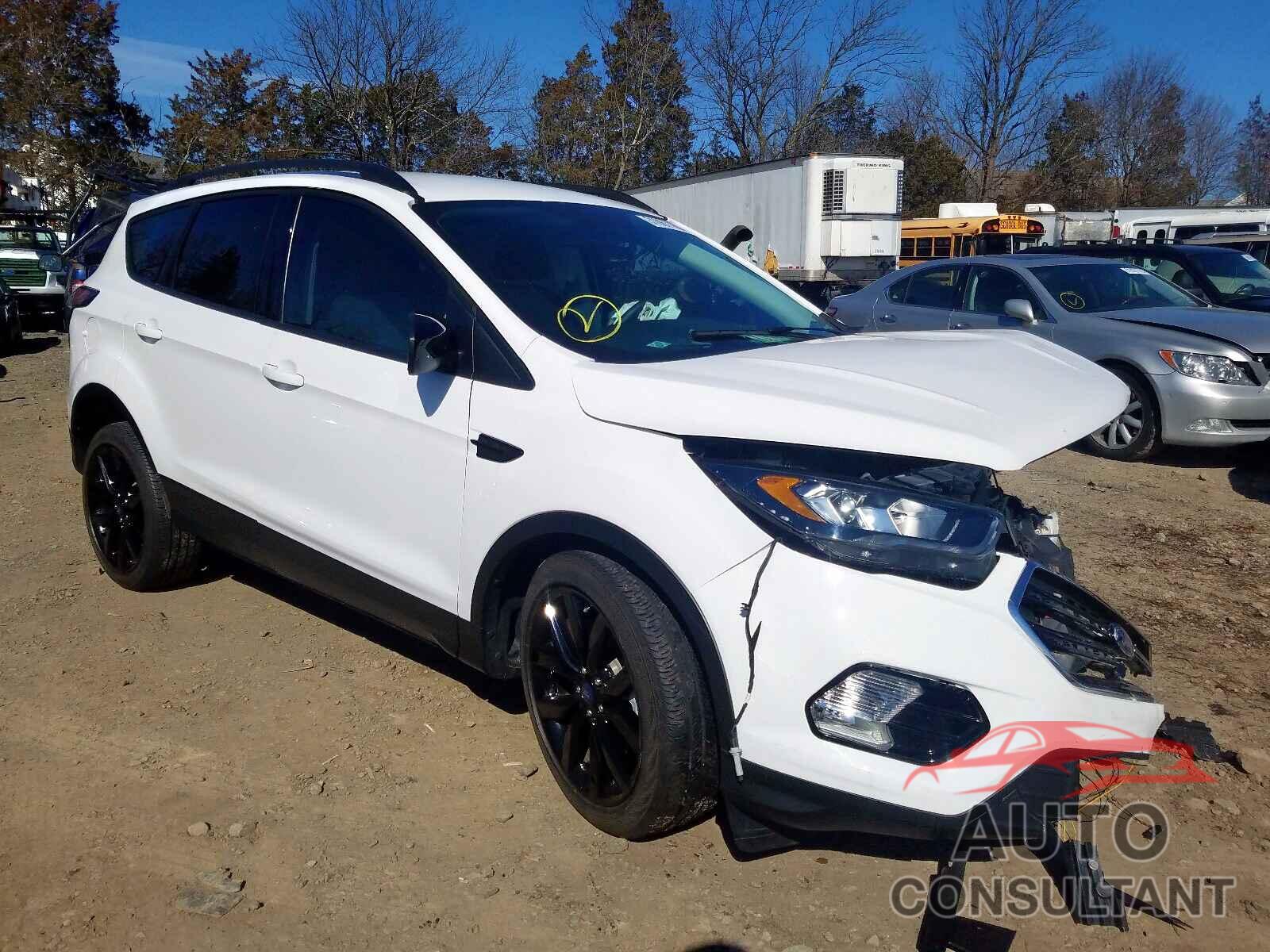 FORD ESCAPE 2017 - 5NPD84LF5LH541280