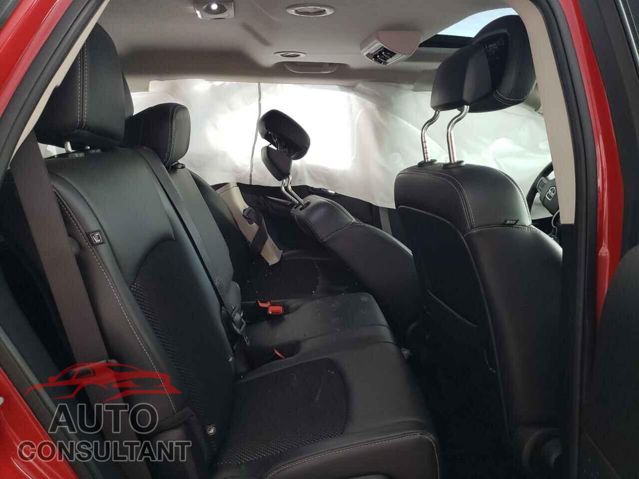 DODGE JOURNEY 2020 - 3C4PDCGB2LT267529