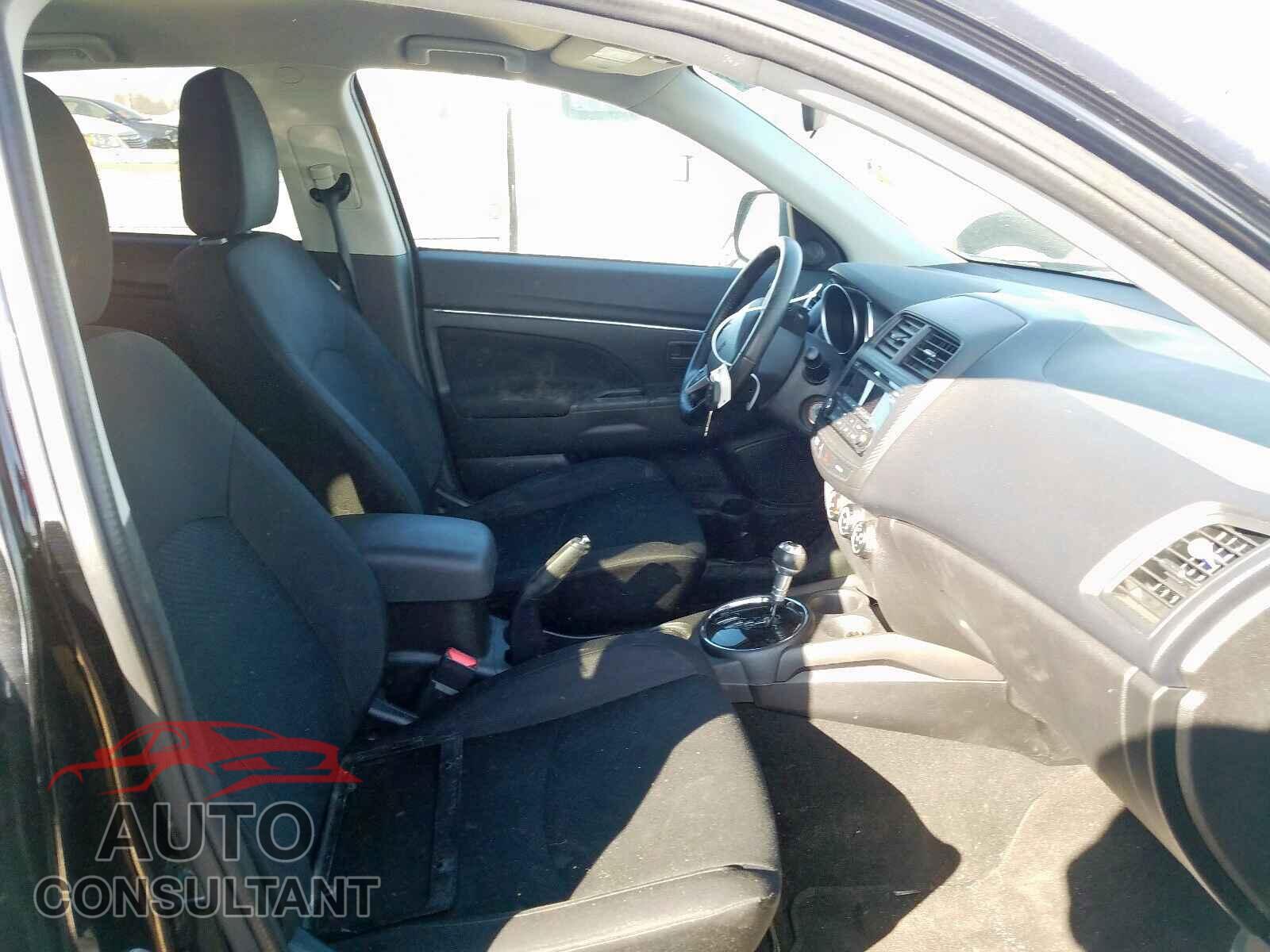 MITSUBISHI OUTLANDER 2015 - 4S4BSANC9J3360486