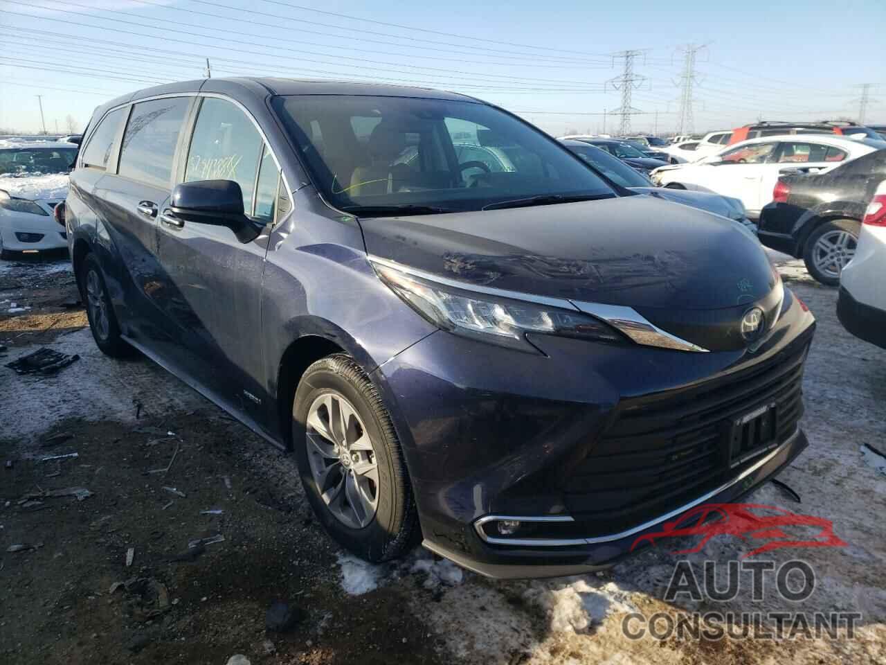 TOYOTA SIENNA 2021 - 5TDYRKECXMS008312