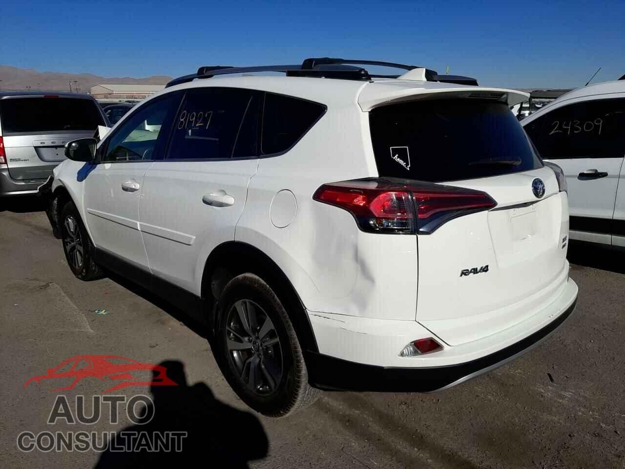 TOYOTA RAV4 2017 - JTMRFREV0HD214635