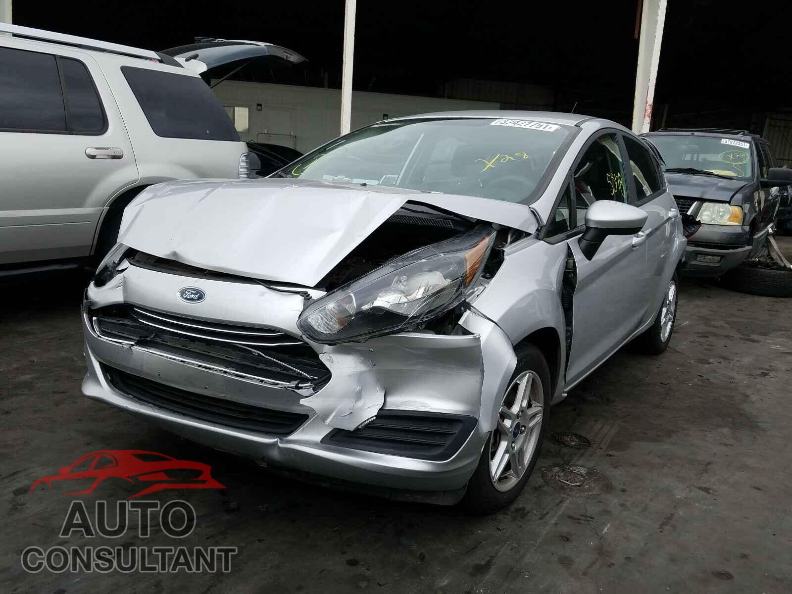 FORD FIESTA 2017 - 3FADP4EJ9HM118830