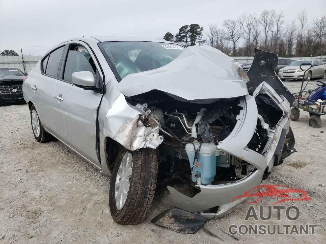NISSAN VERSA 2019 - 3N1CN7AP9KL826972